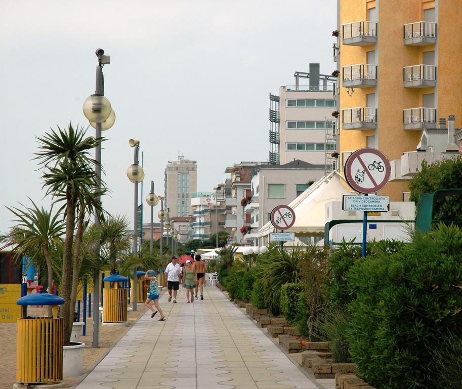 Pensione Villa Joli Lido di Jesolo Exterior foto